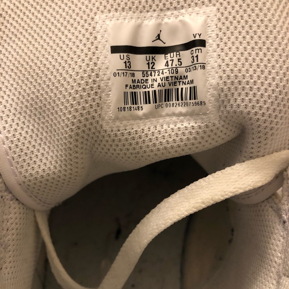 Nike Air Jordan 1 Mid White/Platinum 554724-109 - Picture 4 of 5